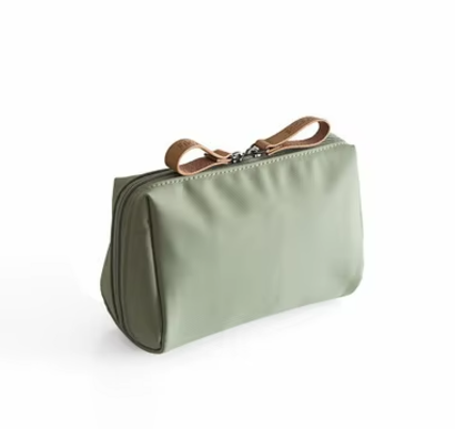 FREE GIFT WITH PURCHASE