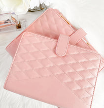 Agenda | Pink Quilted